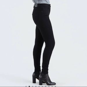 Levi’s 721 Black Skinny jeans high waisted